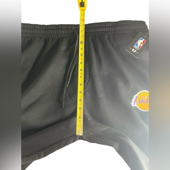 NBA LOS Angeles Lakers Men’s Sweatpants - Picture 8 of 11